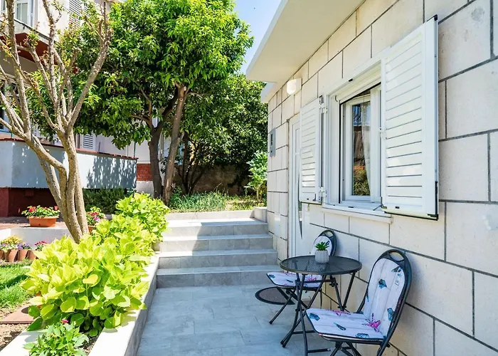 Studio Apartment Lapad