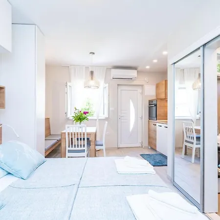 Studio Apartment Lapad Dubrovnik Exterior photo