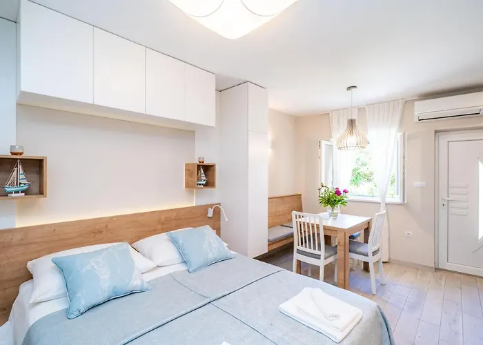 Studio Apartment Lapad