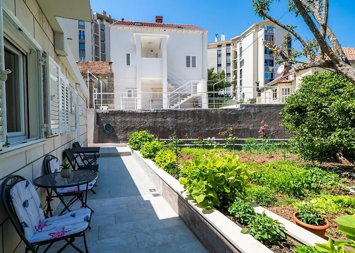 Studio Apartment Lapad